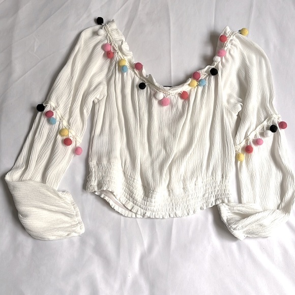 Pom poms Colorful Soft Cropped Light Summer Stretch Top - Picture 4 of 5